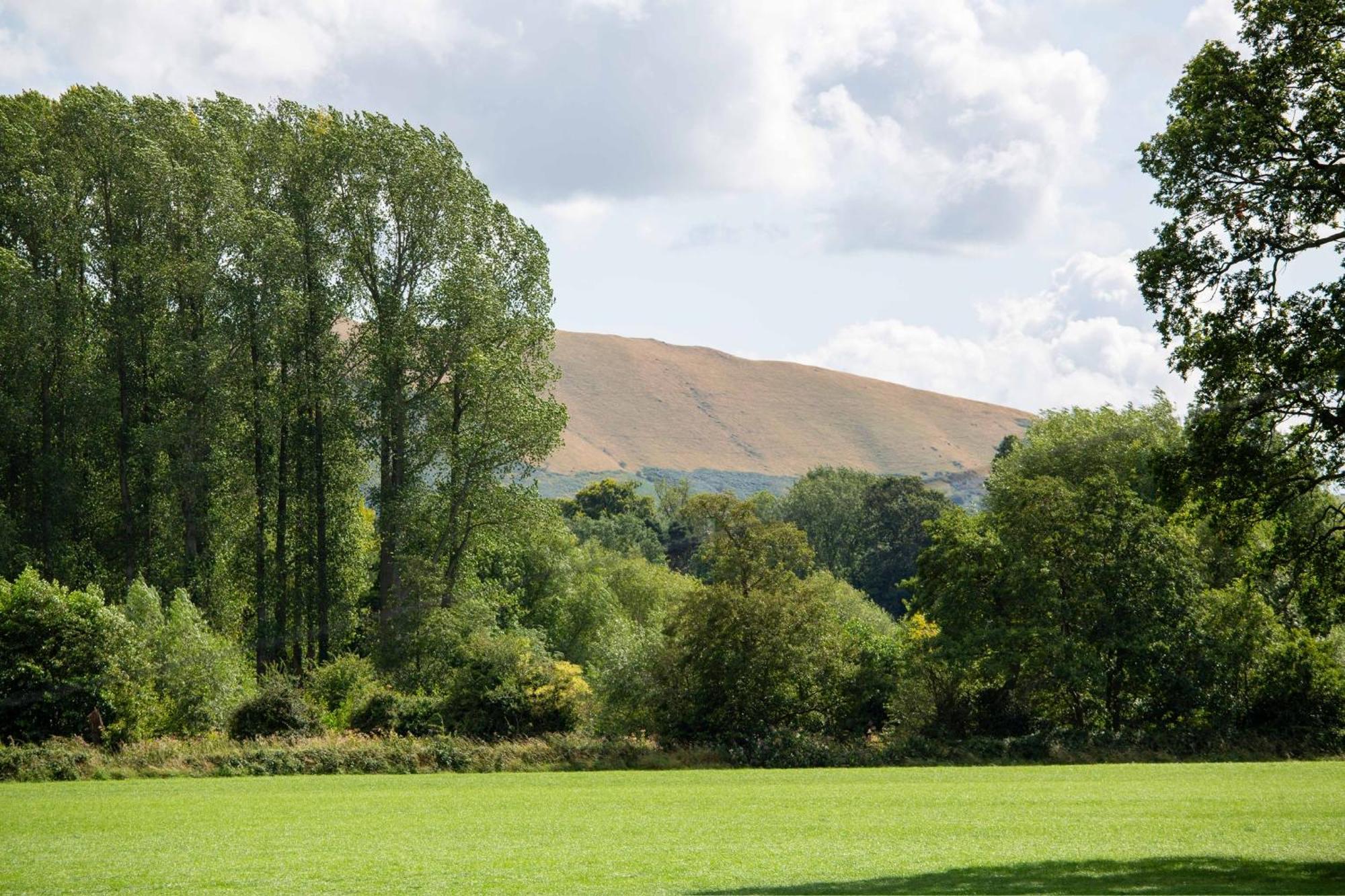 The Caradoc Villa ชรูว์สเบอรี ภายนอก รูปภาพ
